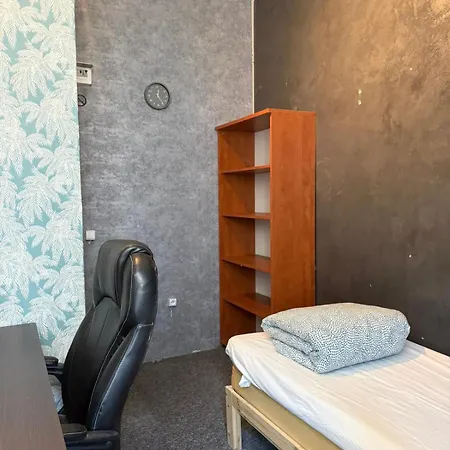 Membel Hostal *