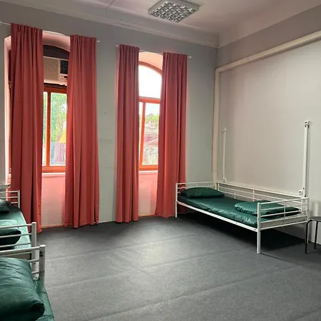 Membel Hostal *